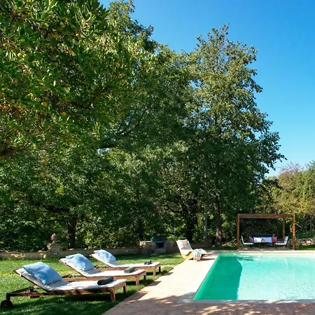 Pelago Casanova Sleeps 6 Pool Wifi *